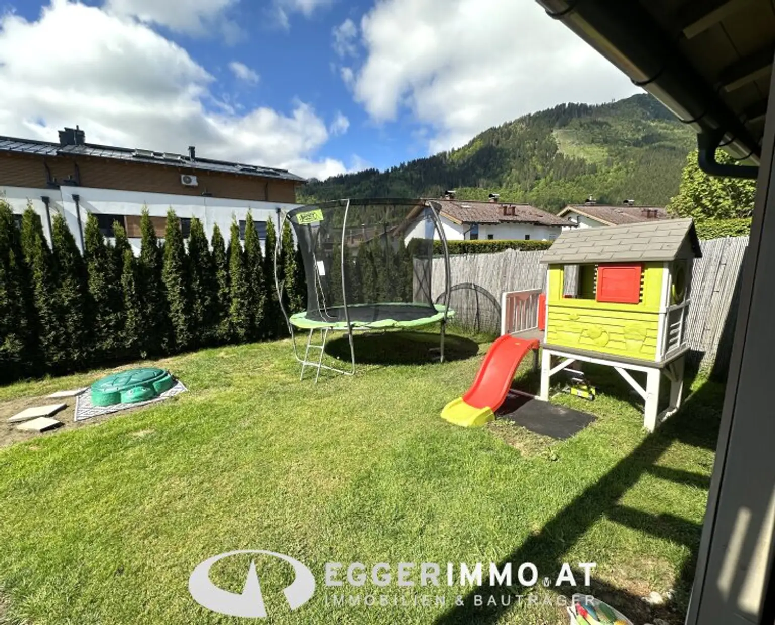 5751 Maishofen/Mitterhofen; attractive, well-maintained half of a house, 4 bedrooms,