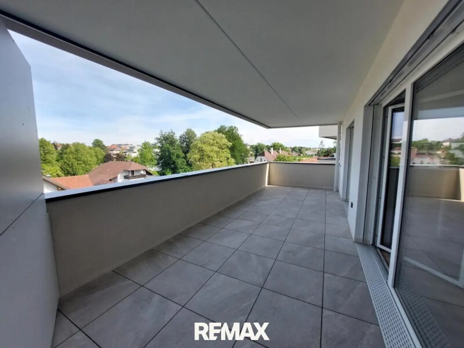 Balkon (2)