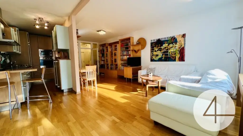 Nähe U3 & U6 - Urban wohnen in ruhiger Lage - sonniger Wohnbereich - Top Infrastruktur