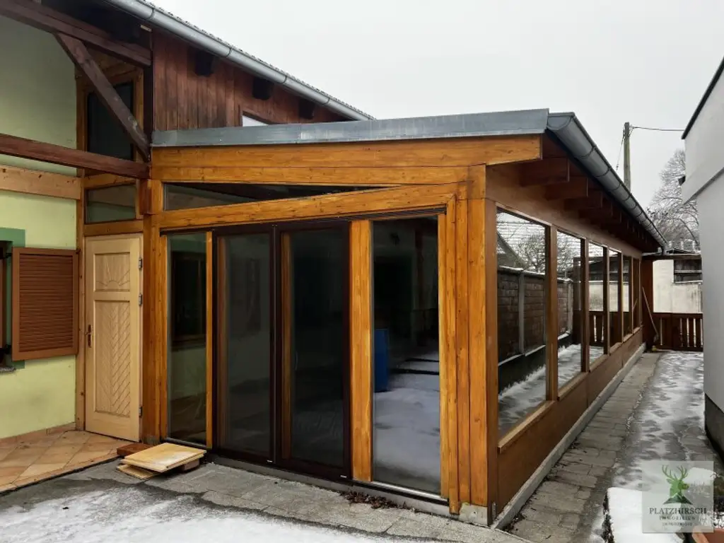 Einzigartiges Liebhaberobjekt mit toskanischem Flair, riesigem Garten, herrlichem Wintergarten, in Prottes - 35 Min von Wien - 8 Minuten von Gänserndorf