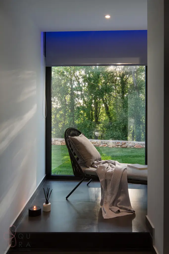Zeitgenössische Villa in Pazin – Luxus, Privatsphäre und mediterrane Eleganz