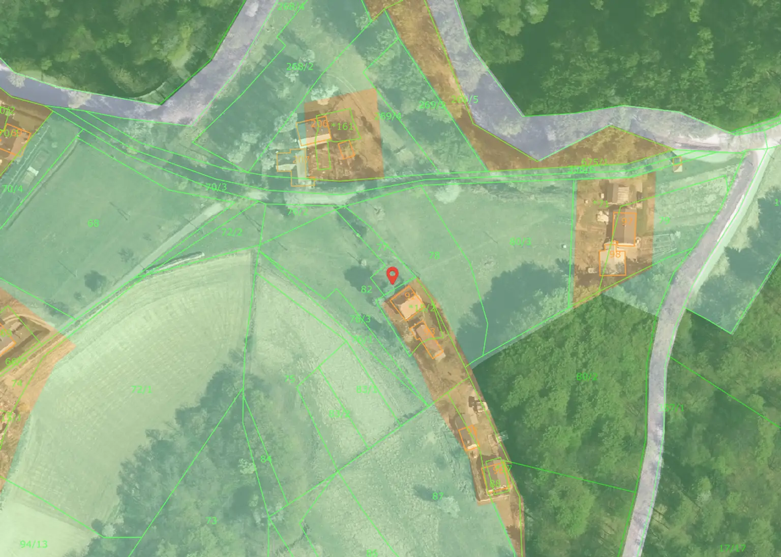 SLOWENIEN!!! Sanierungsbedürftiges Knusperhäuschen in einmaliger Aussichtslage!