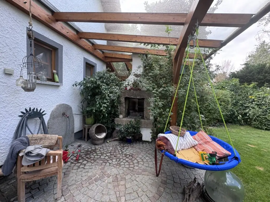 MODERNES EINFAMILIENHAUS IN DER NÄHE VOM BAHNHOF GERASDORF BEI WIEN