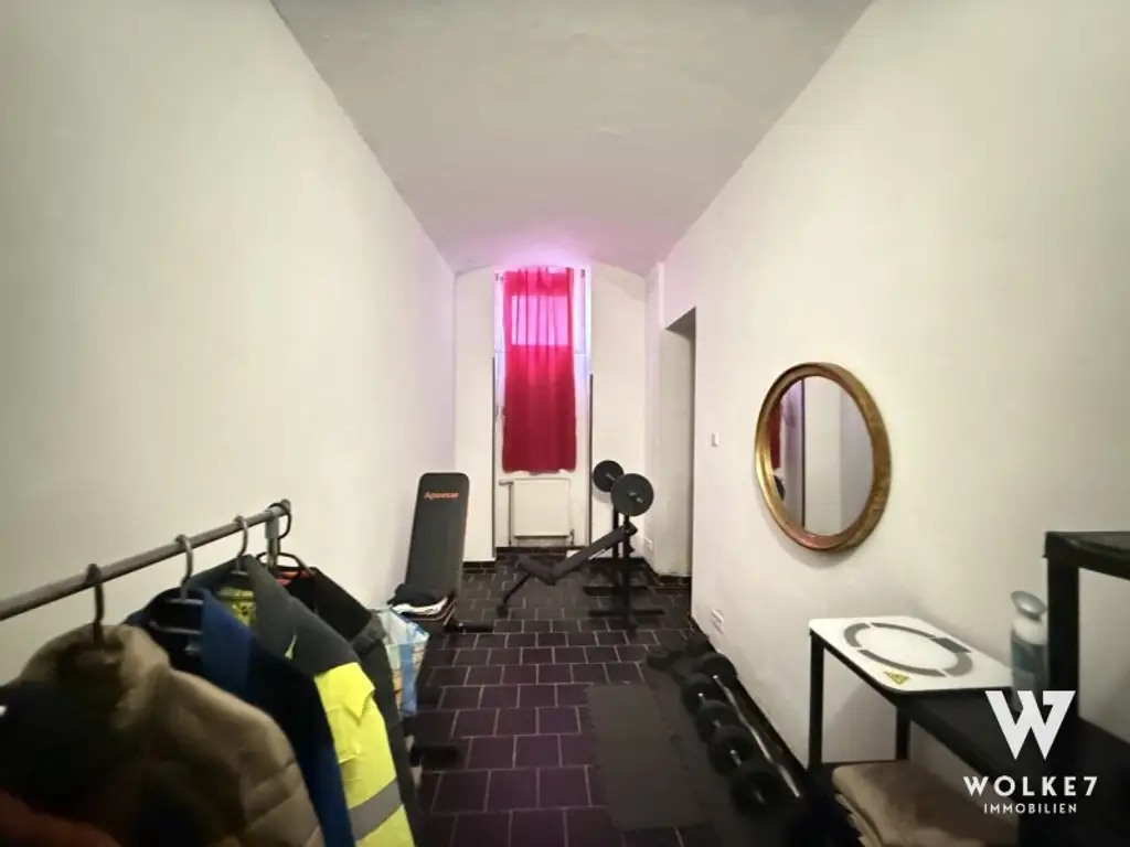Ehemaliges Bordell – vielseitig nutzbare Immobilie mit 9 Zimmern