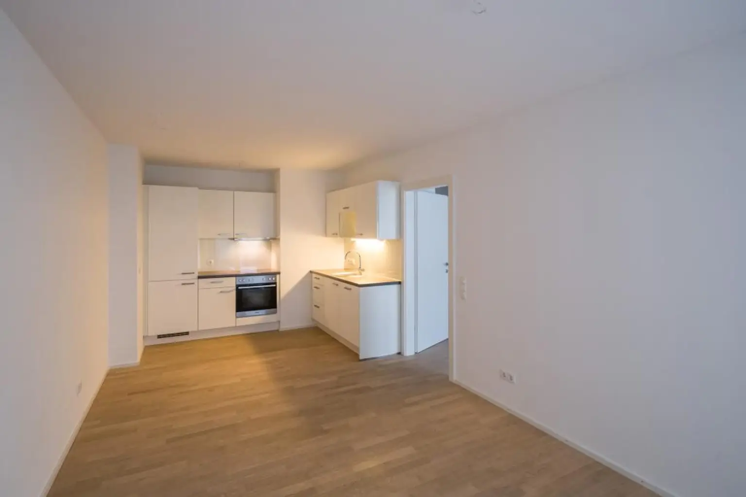 Moderne 3-Zimmer-Wohnung mit 15m² Terrasse zum Innenhof + AB JÄNNER 2026!!