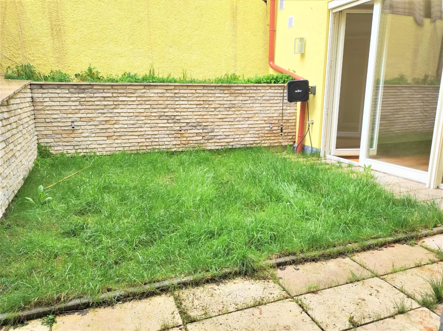 Barrierefreie, sehr sonnige Gartenwohnung mit 4 Zimmer - In bester und sehr beliebter Wohngegend im grünen Ober St. Veit.