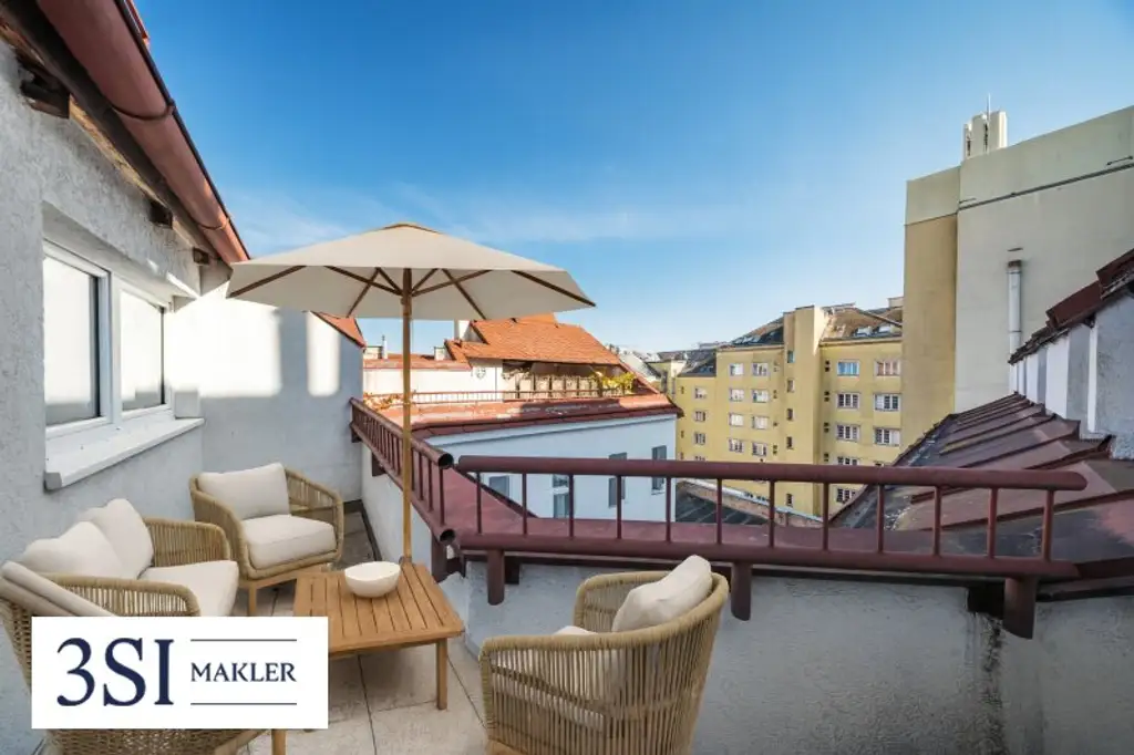 Klausgasse 46: Helle 1,5-Zimmer-Dachgeschoßwohnung mit hofseitiger Terrasse