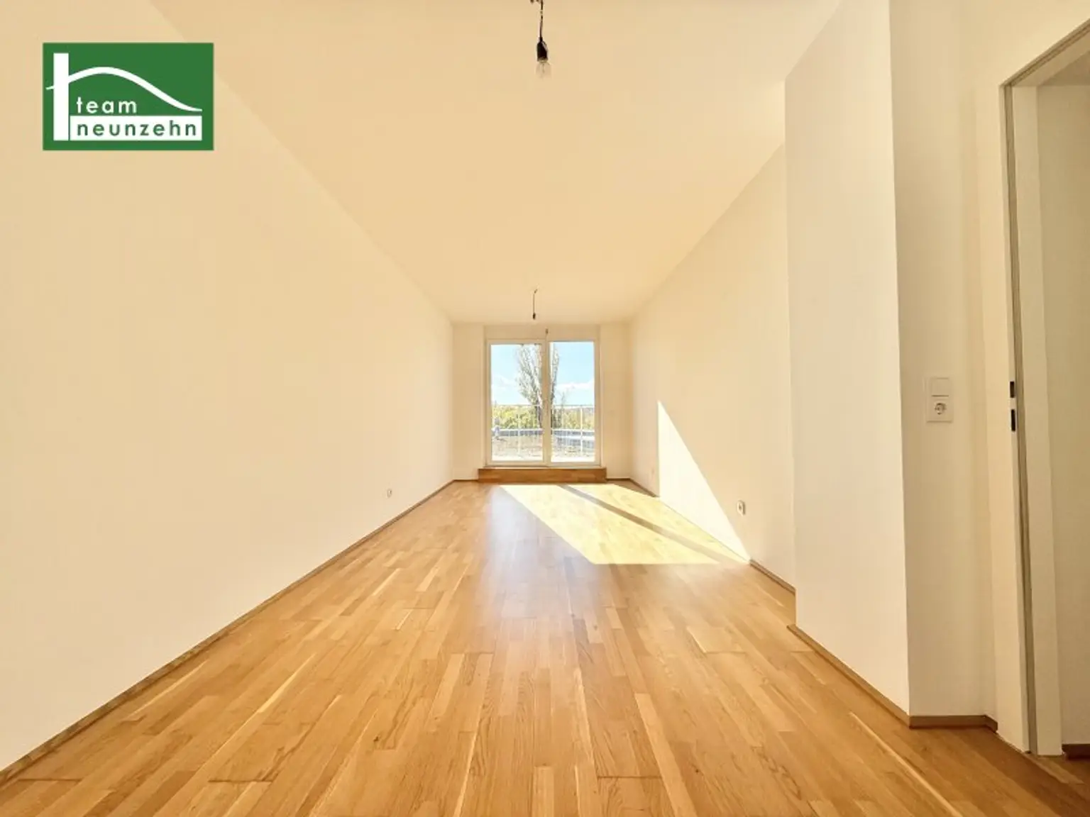 Ungergasse: Sonnige Mietwohnung mit Parkblick wartet auf Sie! - JETZT ZUSCHLAGEN