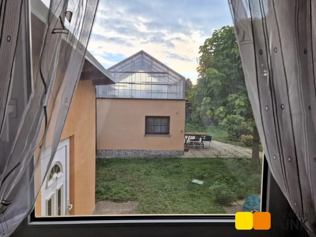 Gepflegtes Einfamilienhaus mit großem Garten