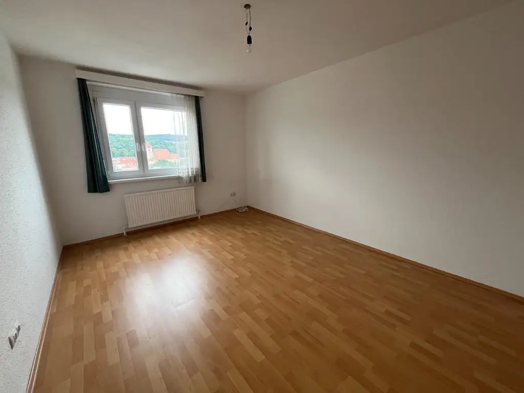 Gemütliche Loggia-Wohnung mit tollem Blick über Eisenstadt und seiner Umgebung!