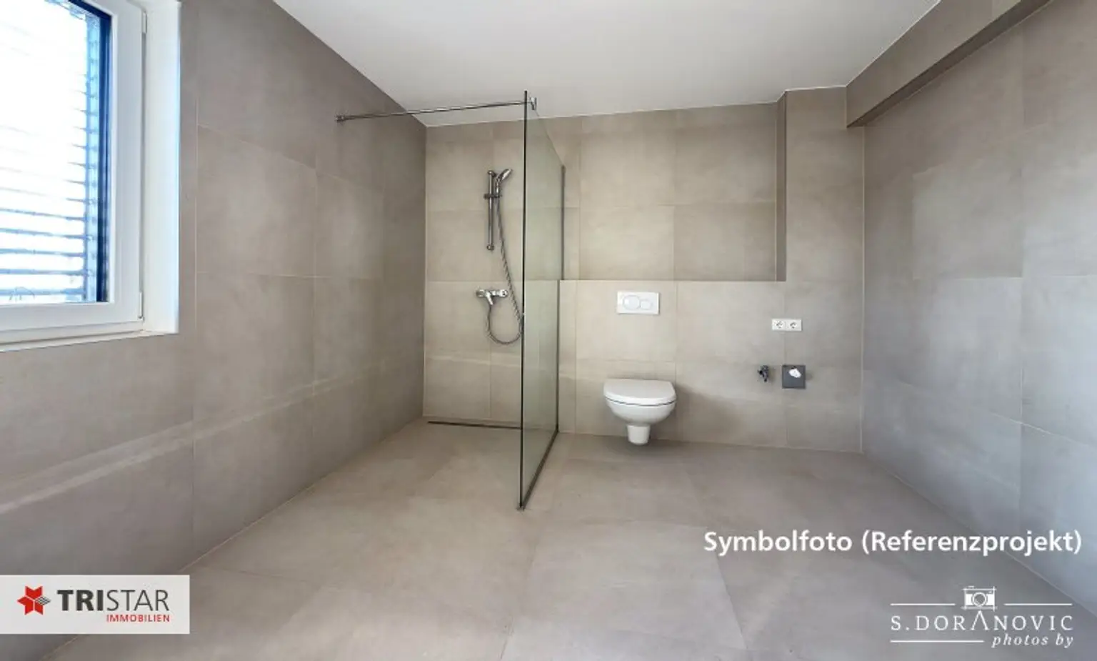 NEU • FAMILIENTRAUM • 4 HÄUSER • GARTEN • TERRASSE • PKW-STELLPLÄTZE • NÄHE LOBAU • LUFTWÄRMEPUMPE • 1220 WIEN