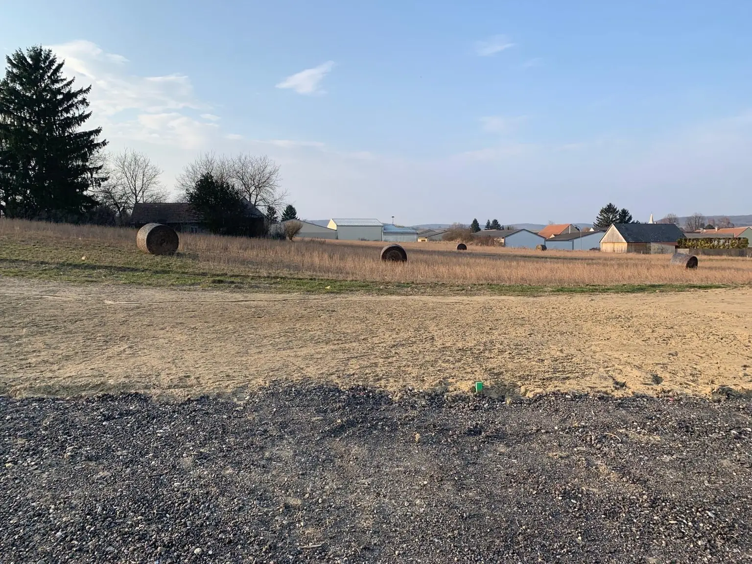 Sonniges Baugrundstück – 45 Minuten vor Wien