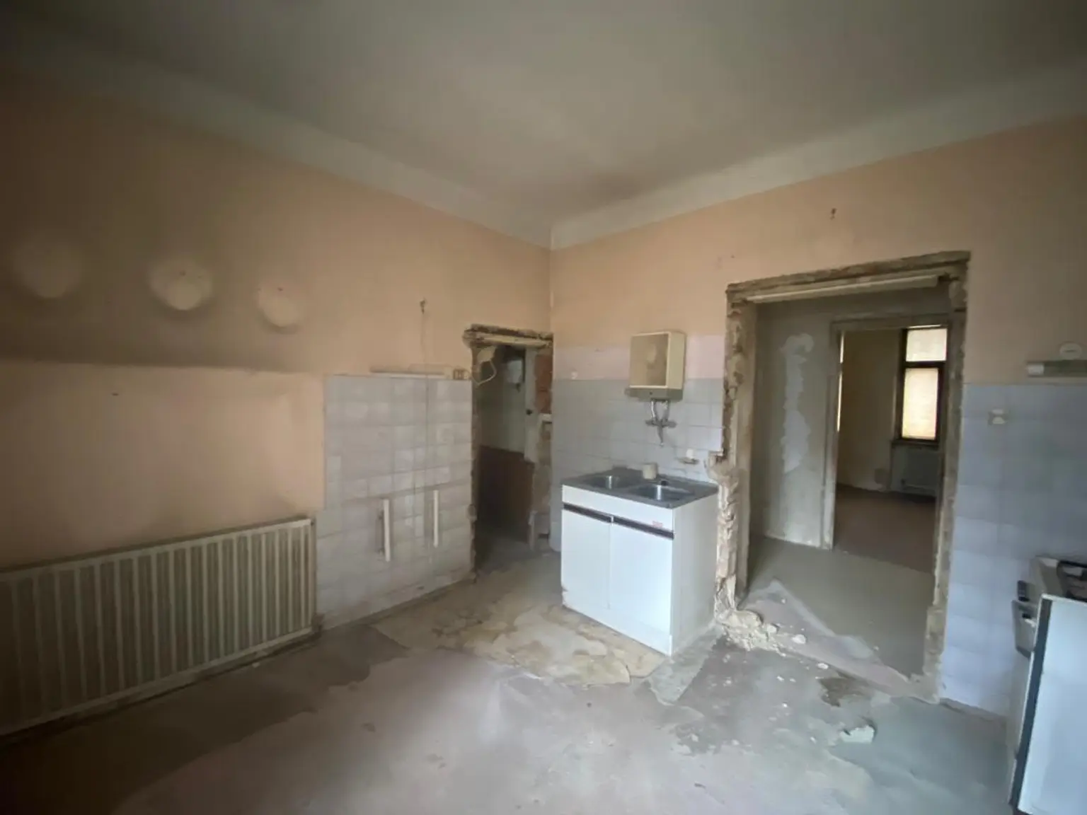 -20000434_1004159943_16344455