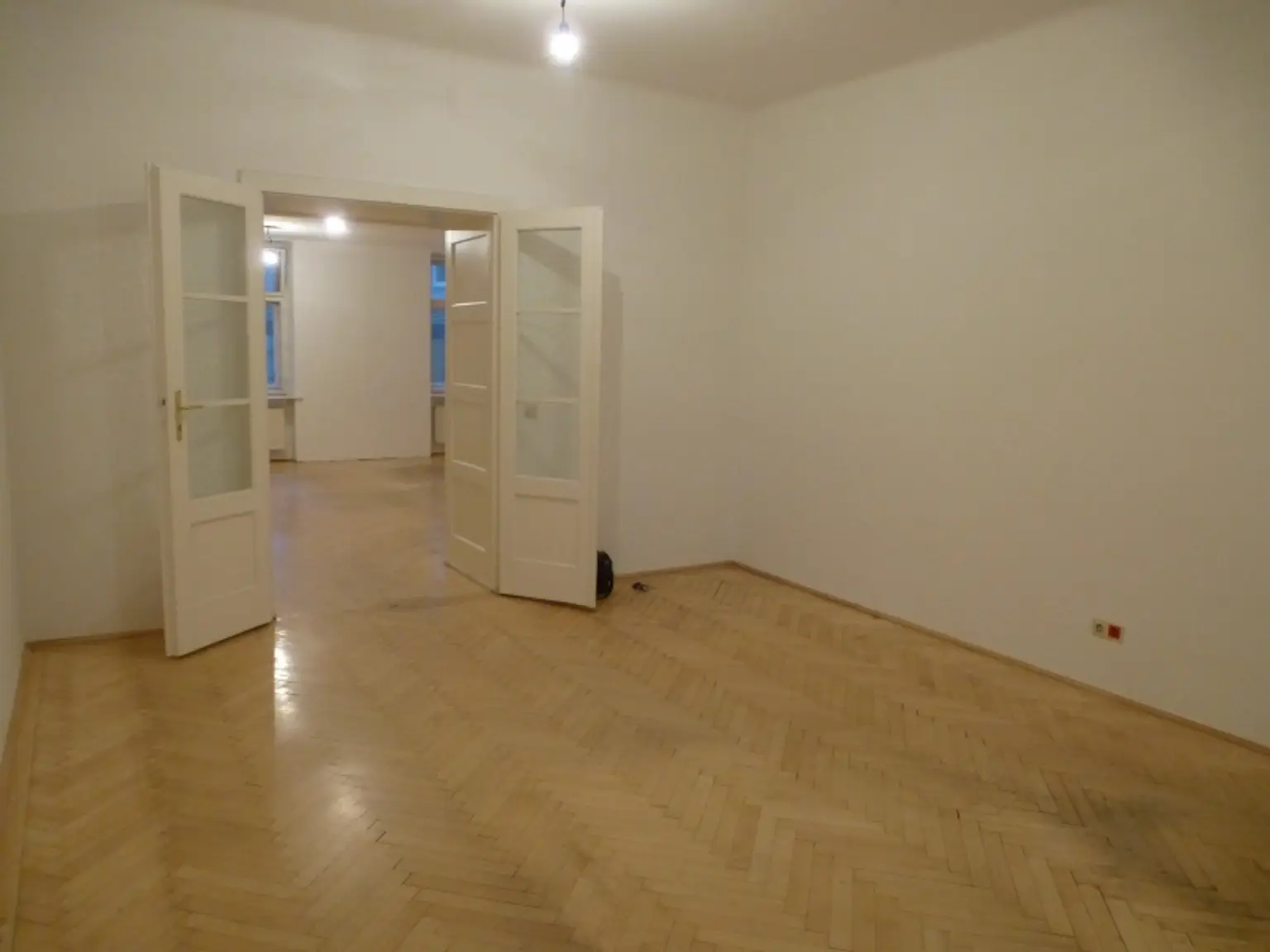 DB30707217_3C53