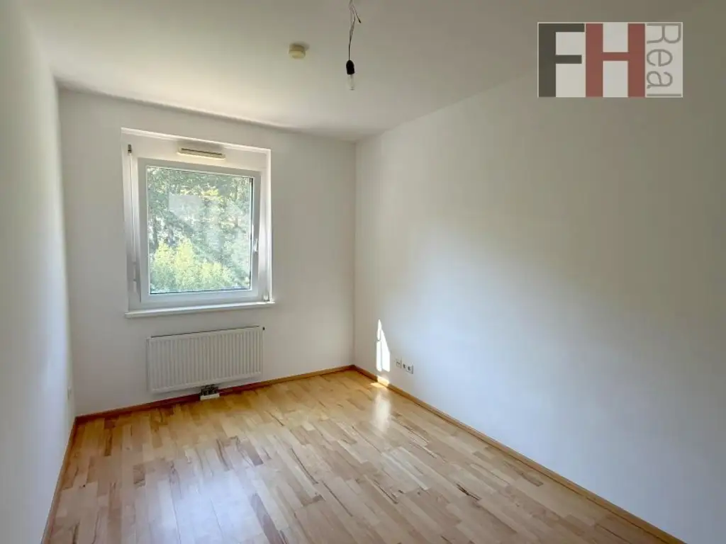 Schöne 3-Zimmer Wohnung mit Balkon und 2 Parkplätzen in Purkersdorf, Kernzone Wien!