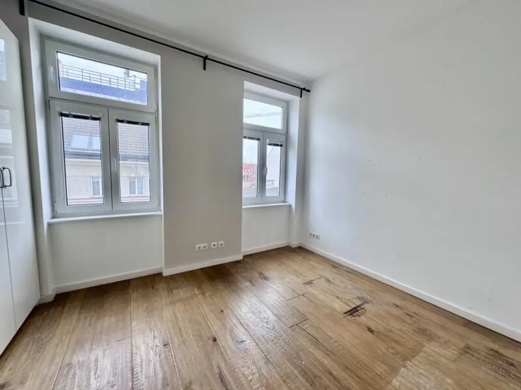 GROSSZÜGIGE ALTBAUWOHNUNG MIT BALKON IN DER NÄHE VON U3-STATION
