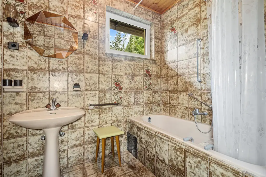 "Bungalow - sonnig- gepflegt- 4 Zimmer "