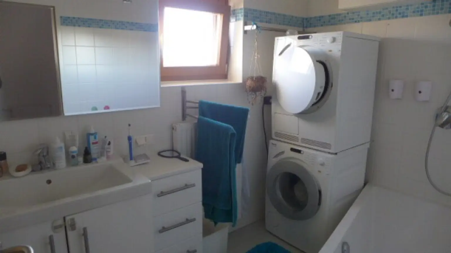 Moderne Wohlfühlwohnung in Ortsrandlage in Weiden am See