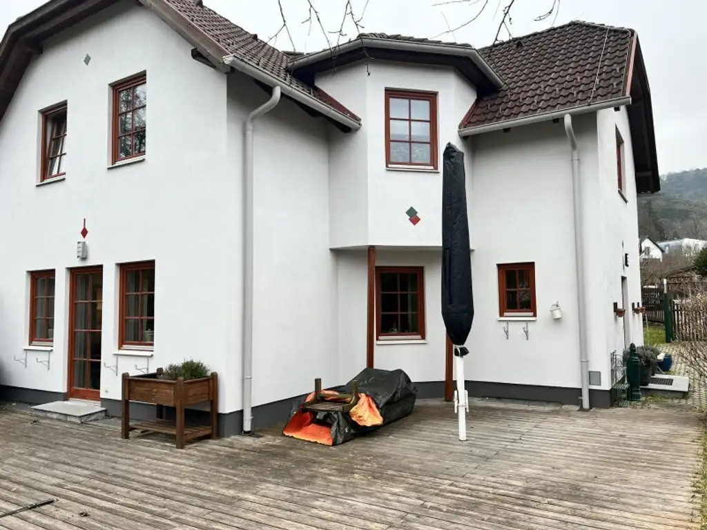 (!) Familienhit mit Charme - gut geschnittene Doppelhaushälfte mit Garten & Pool in Gaaden (!)