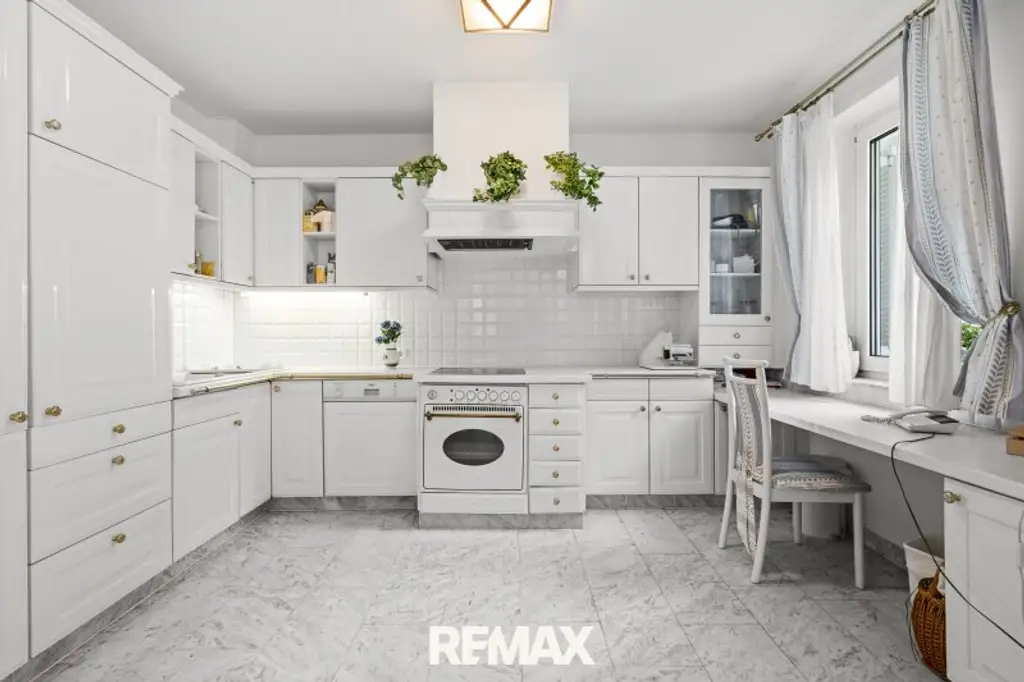 Reiheneckhaus in Bisamberg : 4 Zimmer, 1160m2 Garten.....Ihre Geldanlage!