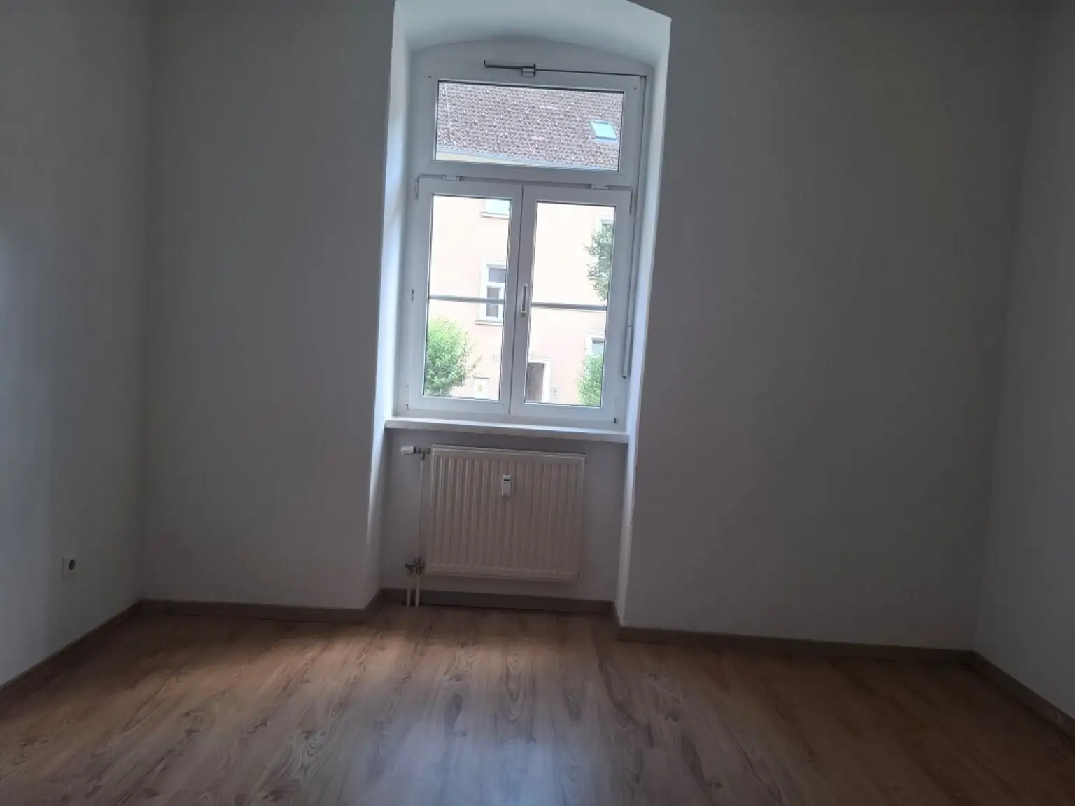 Unmöblierte 2-Zimmer-Altbauwohnung im Halbstock in Thörl nahe Kapfenberg zu mieten !