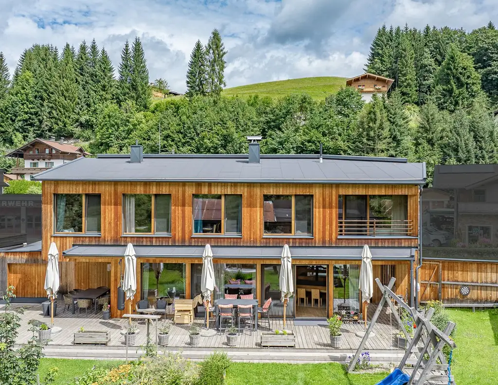 Modernes Haus & historisches Bauernhaus mit Freizeitwohnsitz