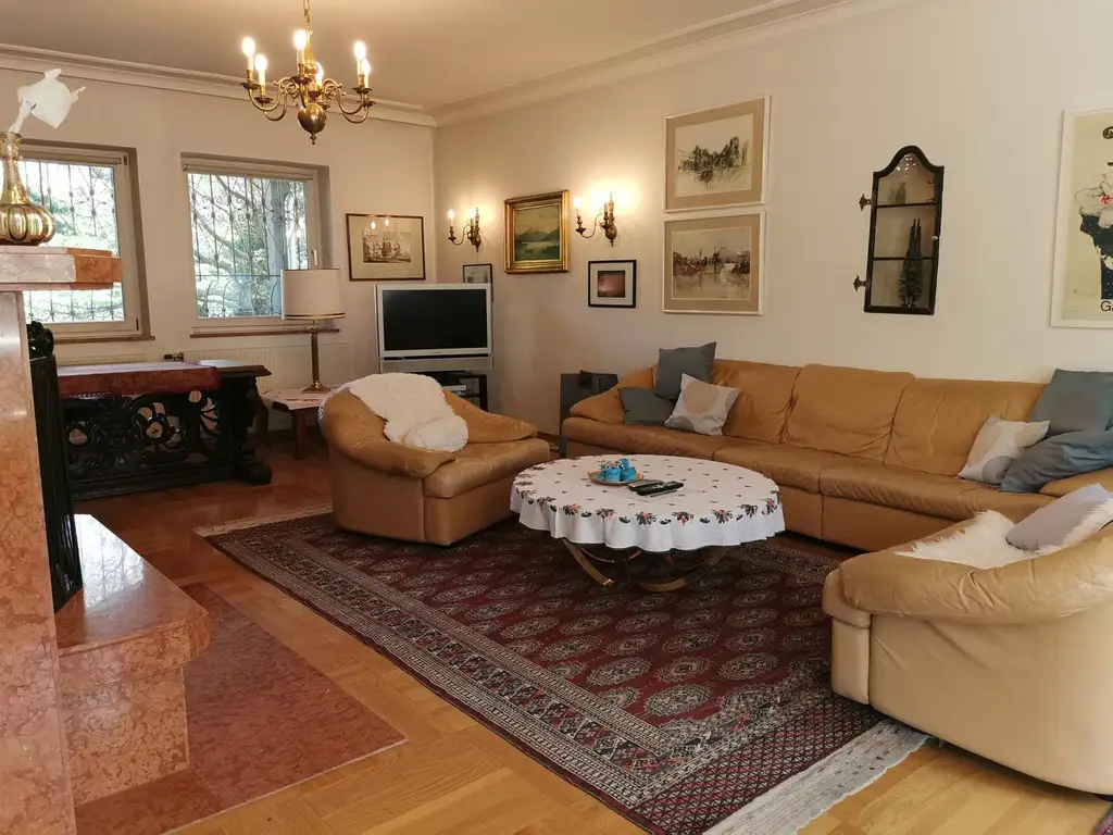 EINFAMILIENHAUS MIT ZWEITWOHNSITZWIDMUNG