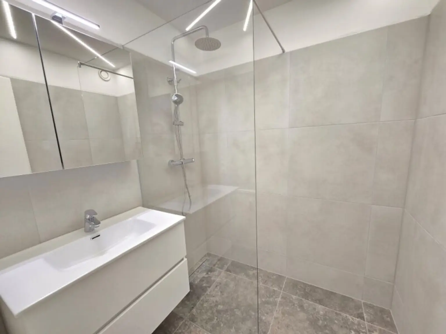 Neu renovierte 3-Zimmer-Wohnung – perfekt für WG