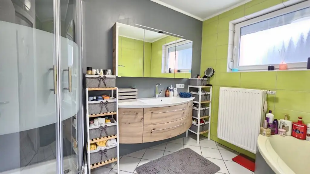 Traumhaftes Einfamilienhaus in Baldramsdorf: Platz für Familie und Freizeit!