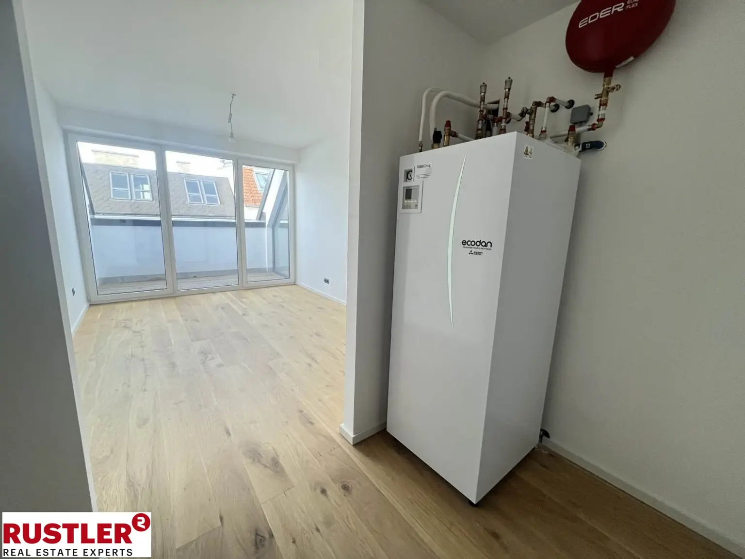 Top moderne Dachgeschosswohnung mit Terrasse & Fernblick | Erstbezug am Reinlpark