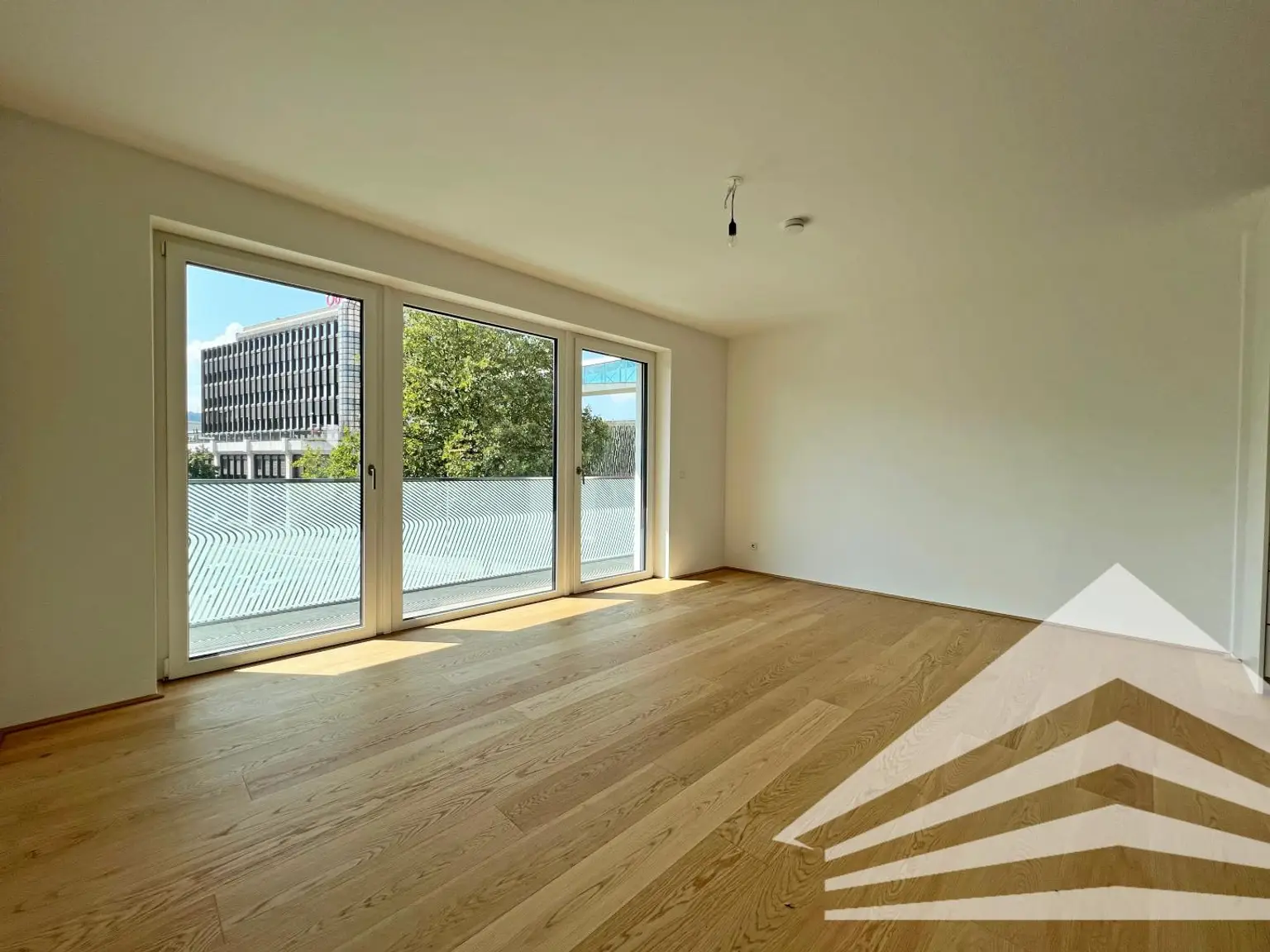 Exklusive 3 Zimmer-Neubauwohnung mit großem Balkon im KAIfive an der Donaulände