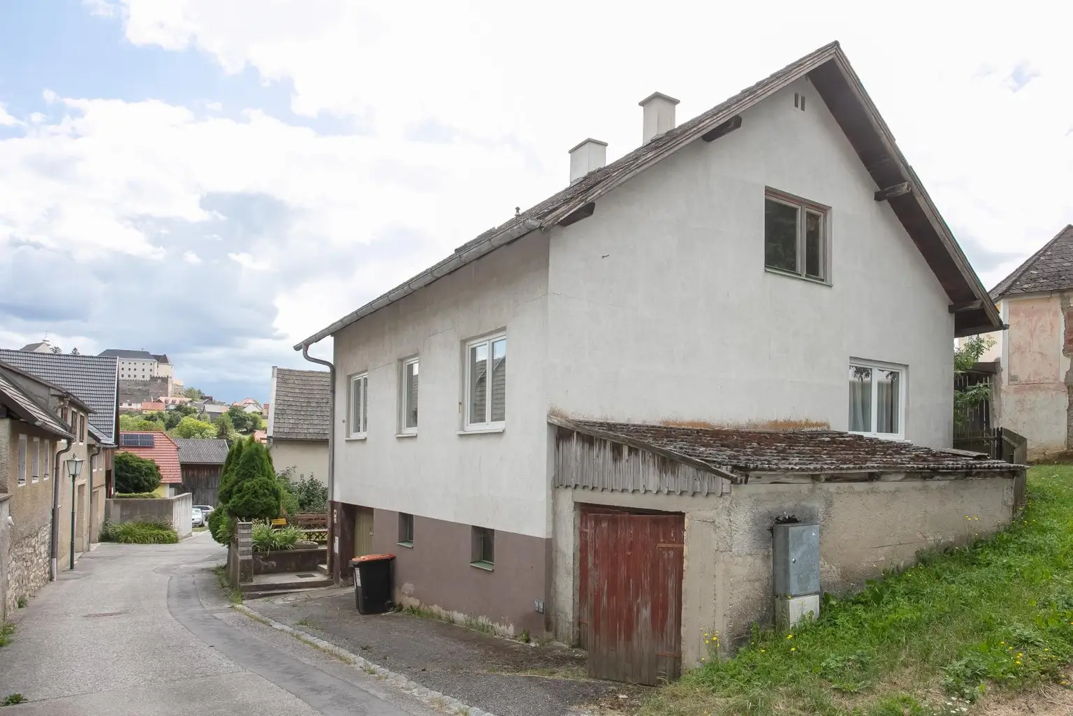 Straßenansicht