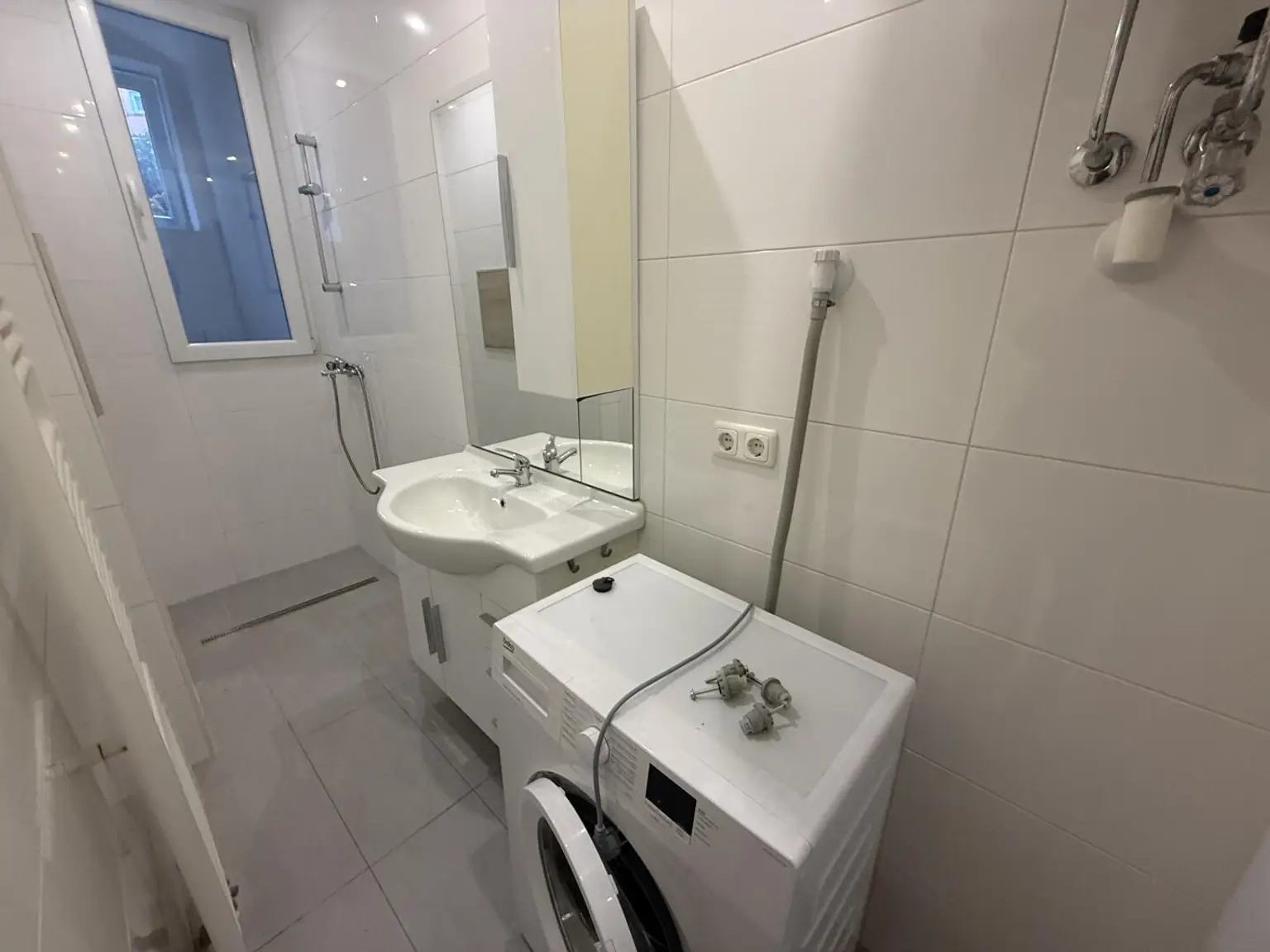 20260129_142235464_iOS