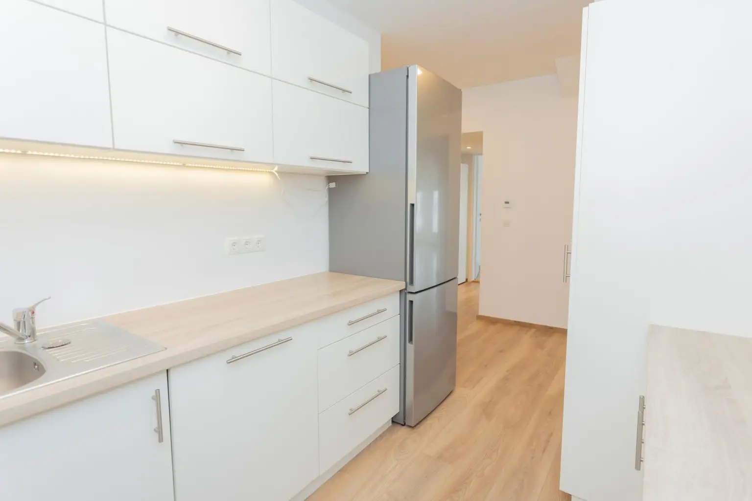 Exklusive Dachgeschoss-Maisonette mit 360° Wienblick und drei Terrassen - 1100 Wien