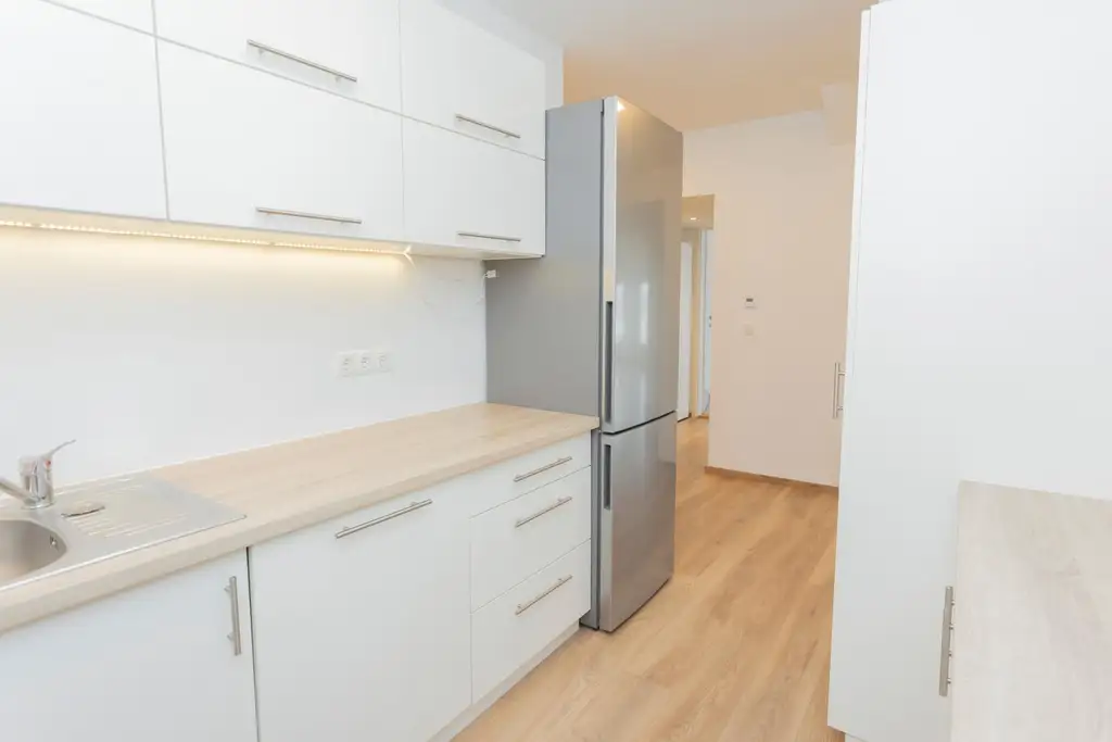Exklusive Dachgeschoss-Maisonette mit 360° Wienblick und drei Terrassen - 1100 Wien
