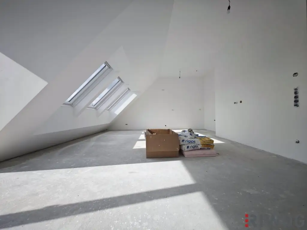 Dachterrassenwohnung | Erstbezug nach Errichtung | südseitig | Klima & Luftwärmepumpe | Tiefgaragenplatz | Fertigstellung 1Q26
