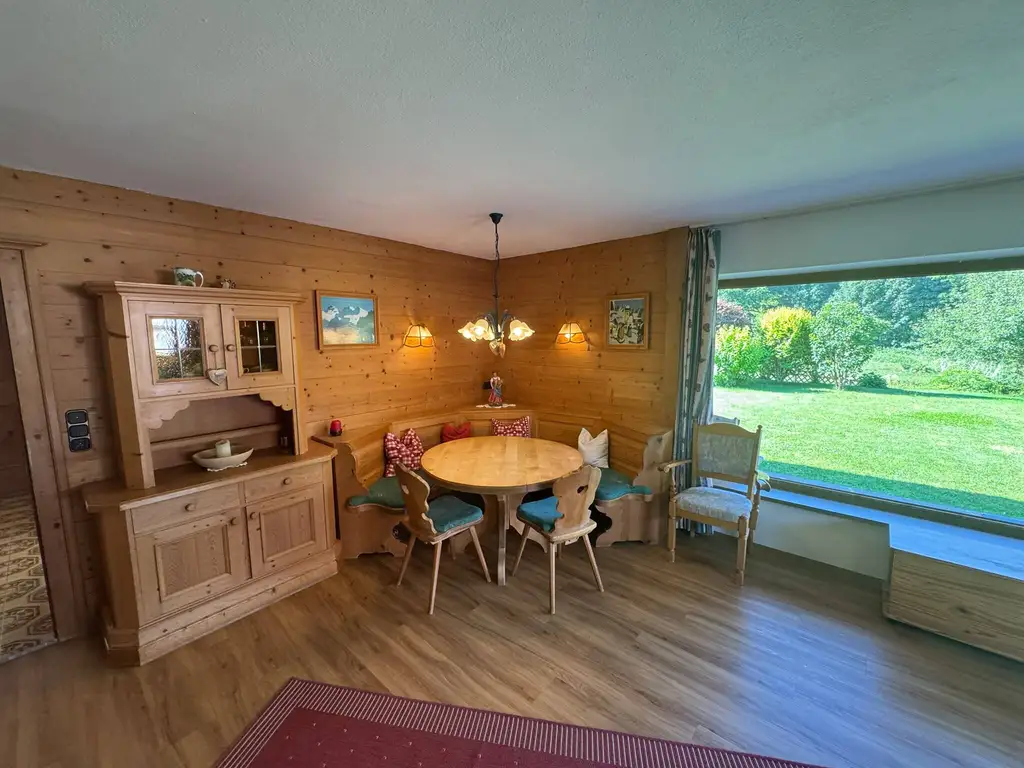 Landhaus mit unverbaubarem Ausblick in exklusiver Wohngegend von Aurach / Kitzbühel