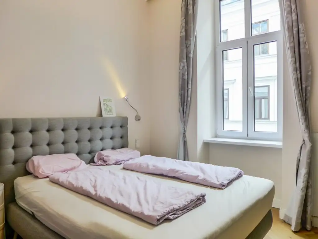 Klassischer Altbau trifft modernes Raumkonzept - 4 Zimmer-Wohntraum nahe Wien Mitte