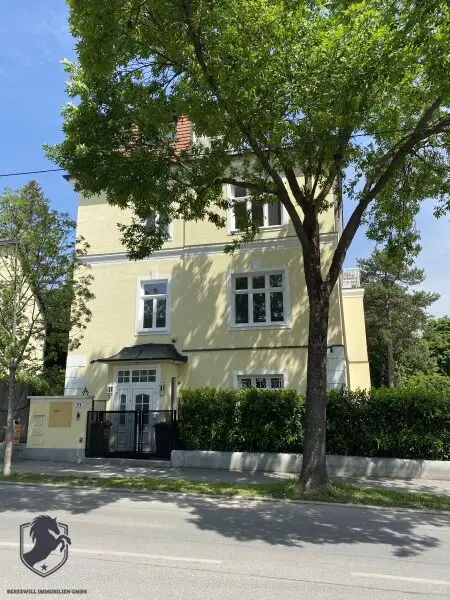 Zum Verkauf gelangt eine außergewöhnliche Villa in absoluter Bestlage von Hietzing