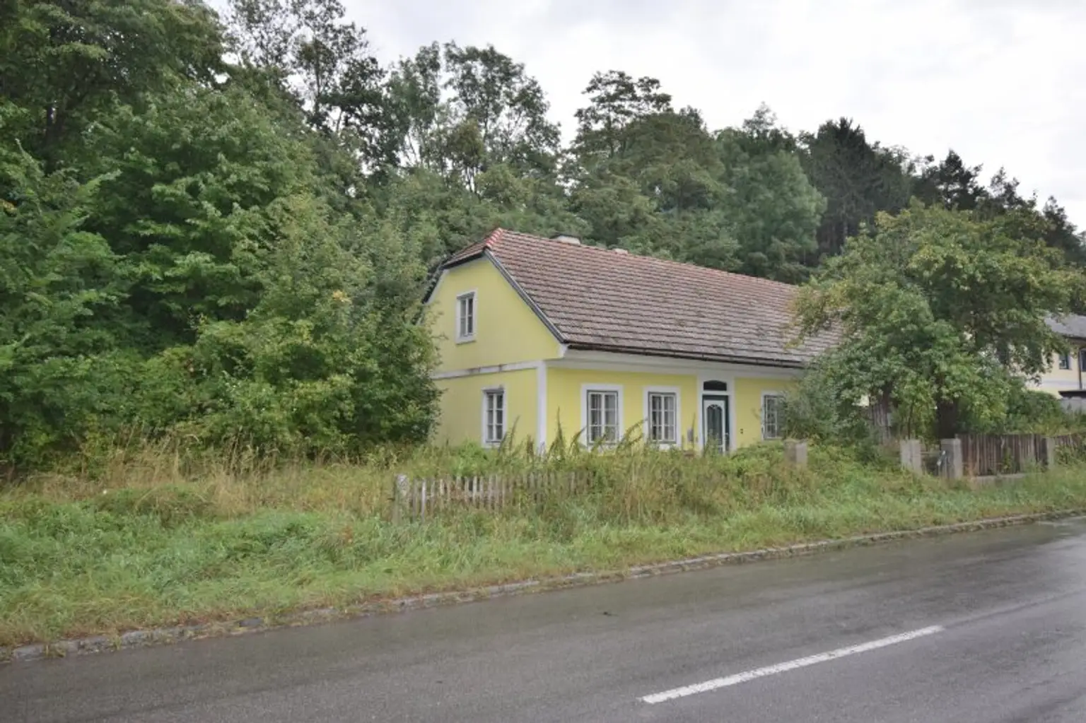 Bastlerhit: Haus mit landwirtschaftl. Flächen
