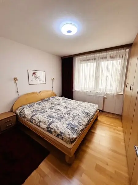 Schlafzimmer 1