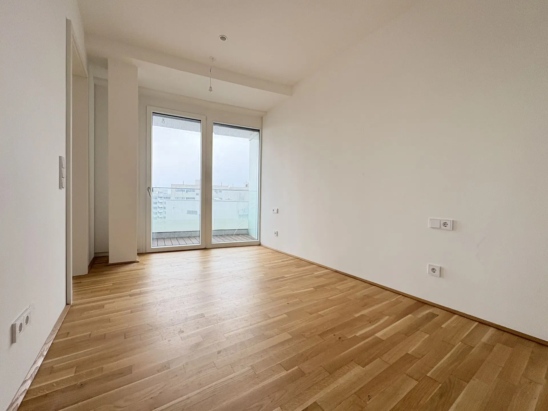 20251120_121353797_iOS