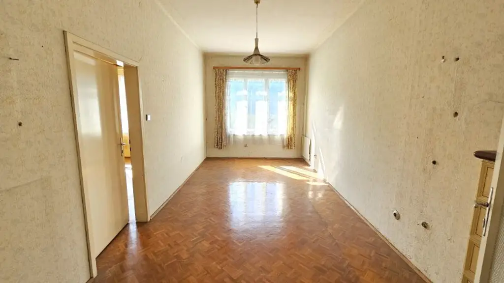 Charmantes Sanierungsprojekt in Steinfeld – Ihr Traumhaus wartet auf Sie!
