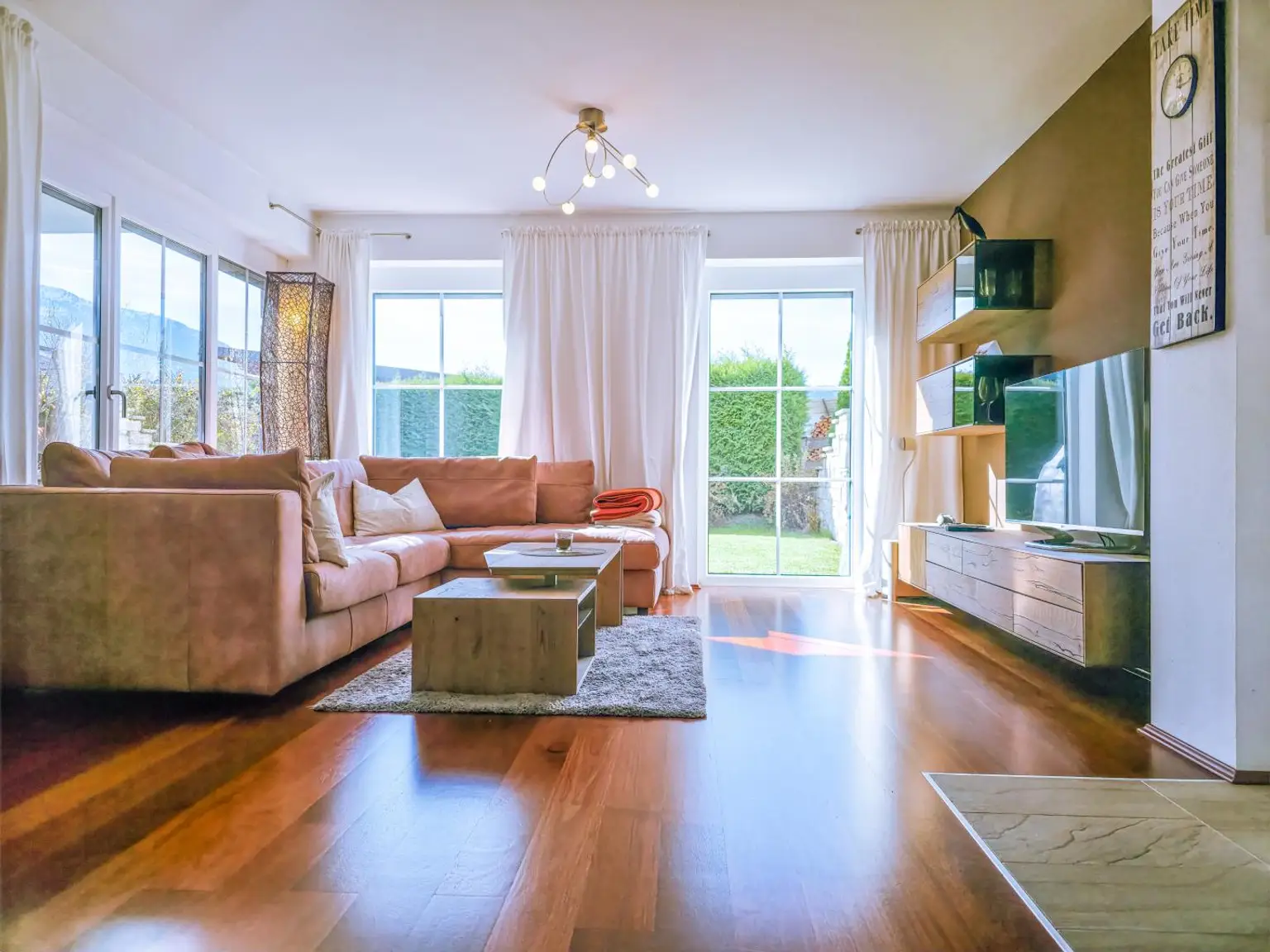 Sonnenplateau – 3-Zimmer-Terrassenwohnung mit Garten in traumhafter Ruhelage!