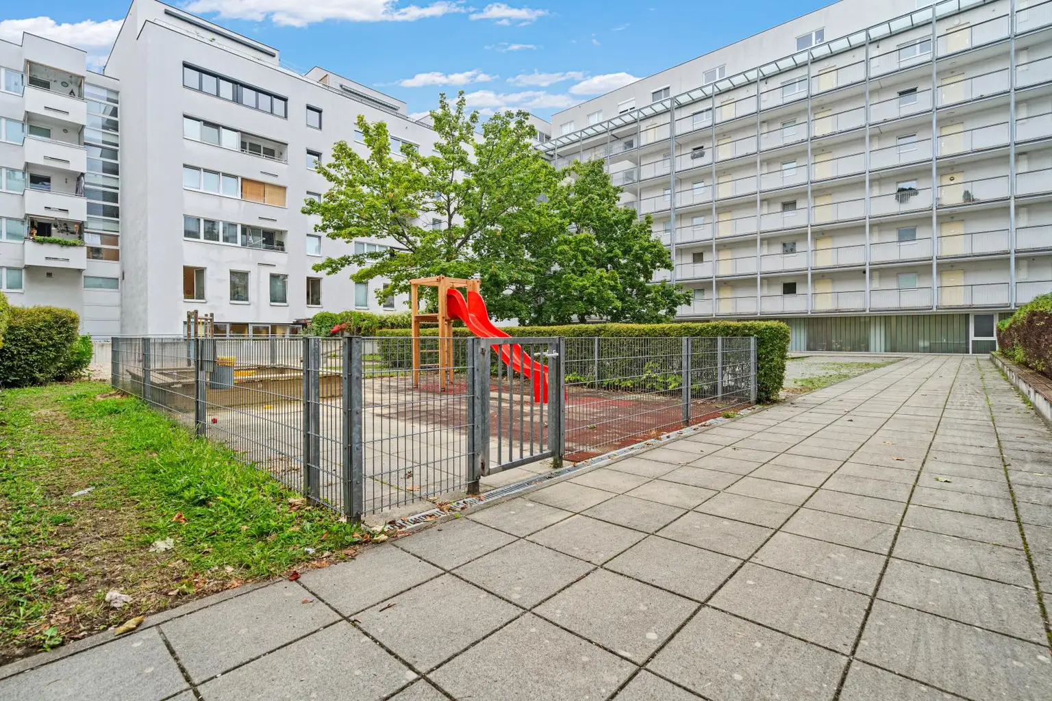 OPEN HOUSE - "Hoch wohnen, tief entspannen auf zwei Ebenen"