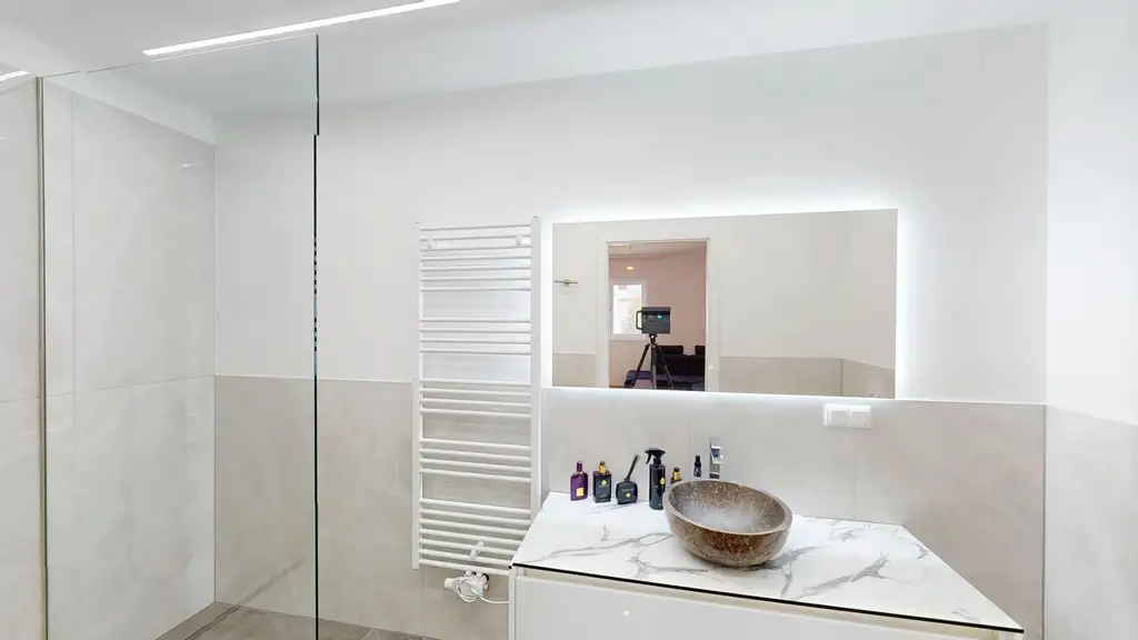 REPRÄSENTATIVE TRAUMVILLA IN BESTLAGE VON HIMBERG NÄHE WIEN & U1