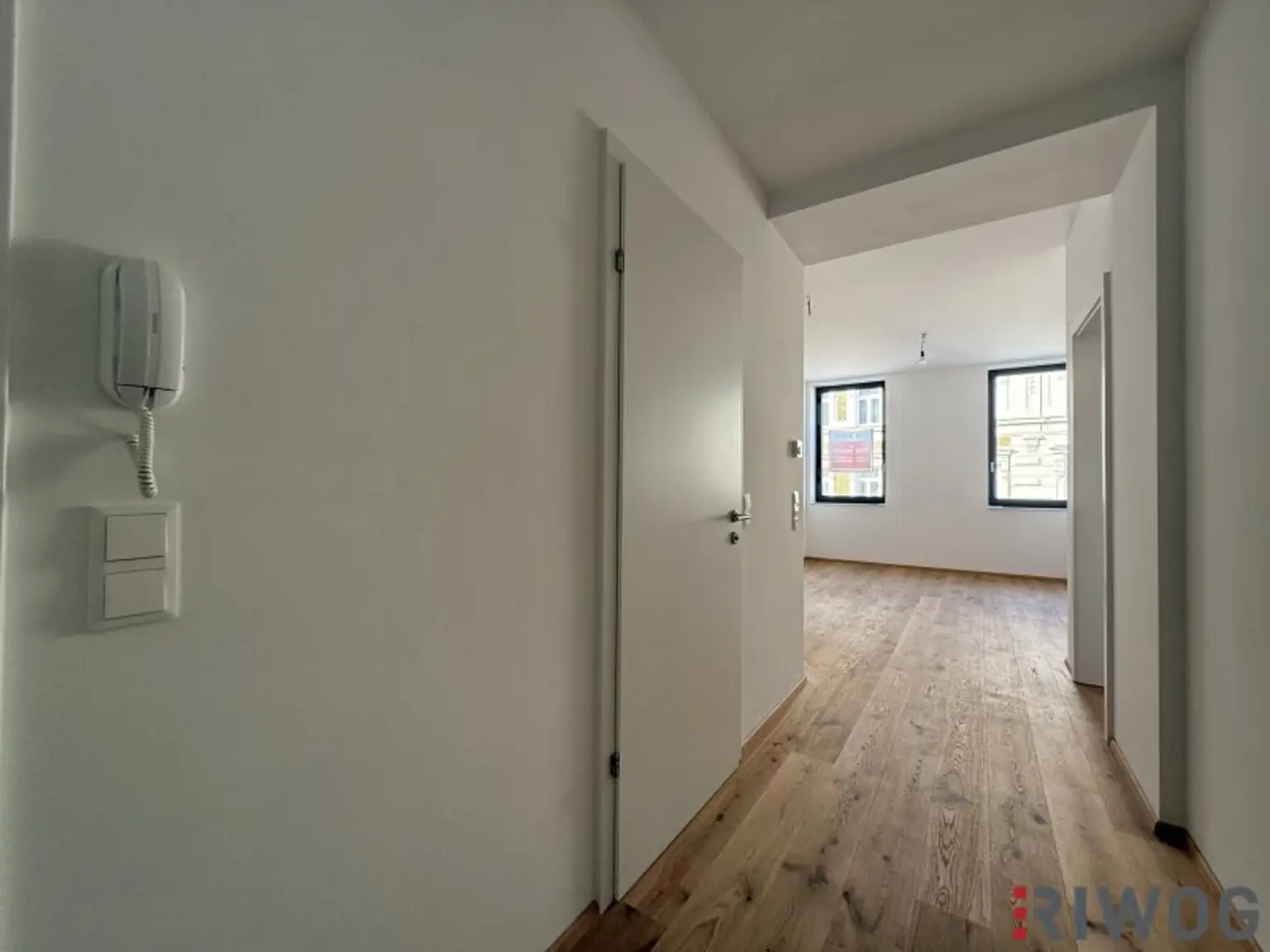HERBSTAKTION - NEUE PREISE | barrierefreie 2-Zimmer Altbauwohnung mit hochwertiger Verglasung und Zentralheizung | Fernwärme