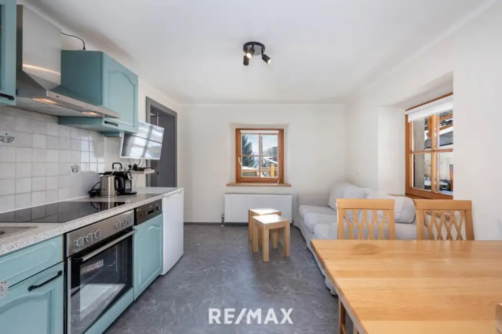 "Aussichtslage Bad Gastein" – Haus mit 4 Apartments und Eigentümerwohnung