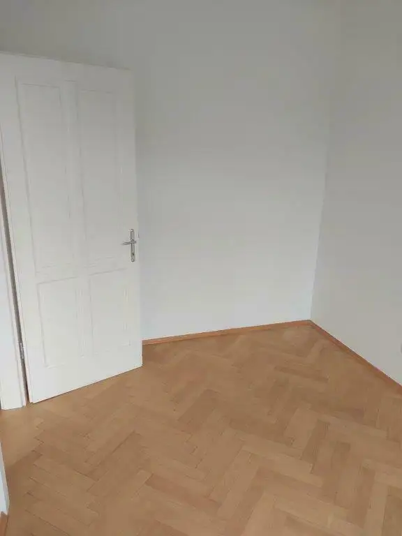 Provisionsfrei: zentrales Altbau-Appartement bei Geidorfplatz - UNI-Nähe
