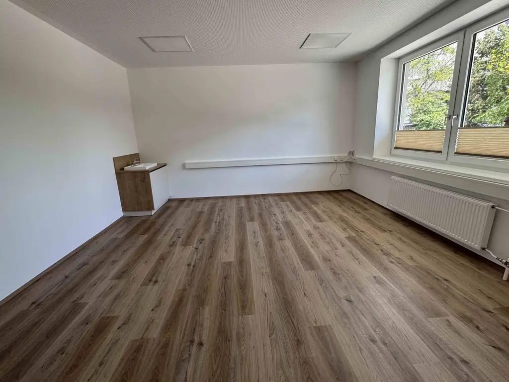 Neue Büro- & Praxisfläche in Kematen – Perfekte Lage nur 10 km von Innsbruck entfernt